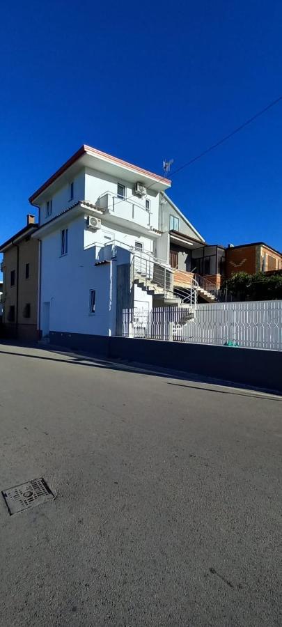 Moon Villa Pignataro Maggiore Екстериор снимка